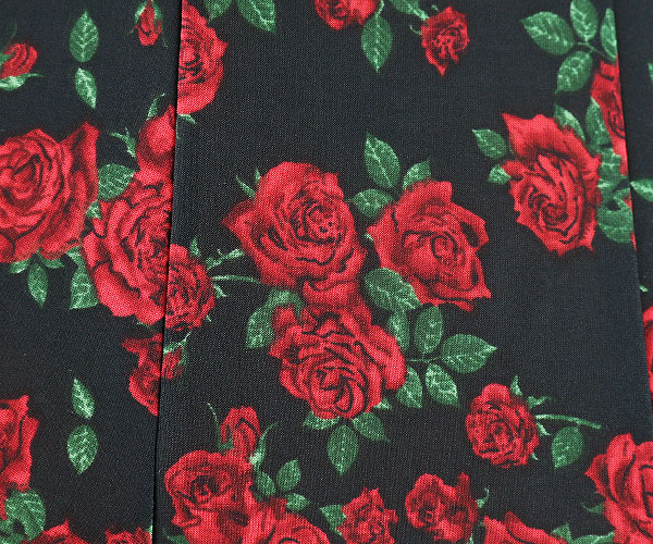 高品質☆薔薇柄サテンテープ付きロングスカート